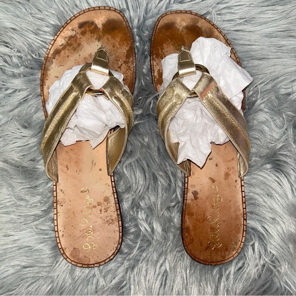 Lilly Pulitzer Shoes - Lilly Pulitzer Gold McKim Sandal size 6.5